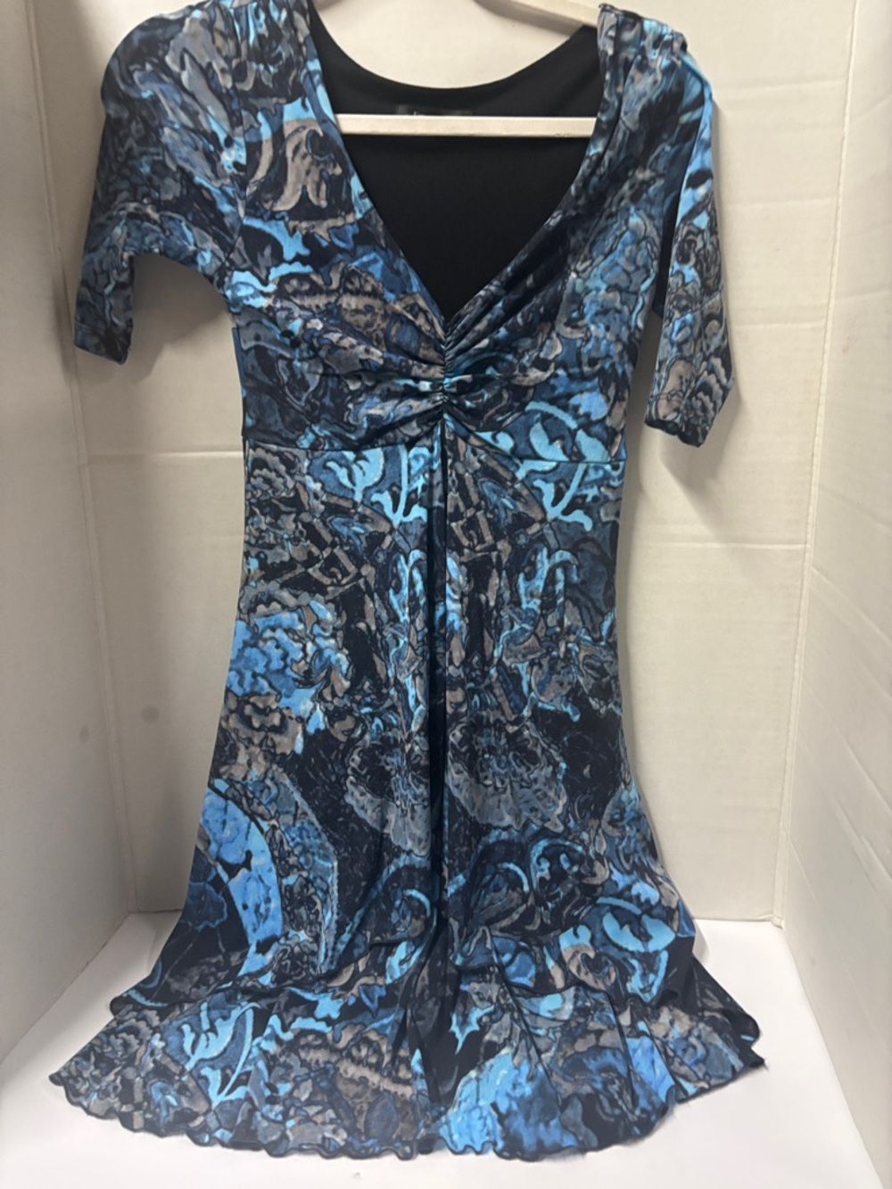 Blue & Black Abstract Print V-Neck Dress